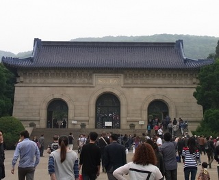 中山 祠1.jpg