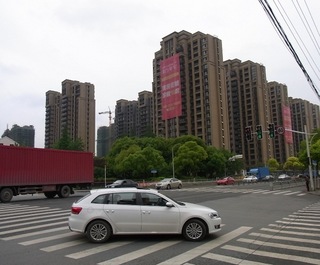 建設ラッシュ.jpg